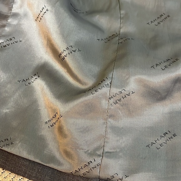 Tahari Arthur Levine gray 2 button blazer jacket - Picture 8 of 14